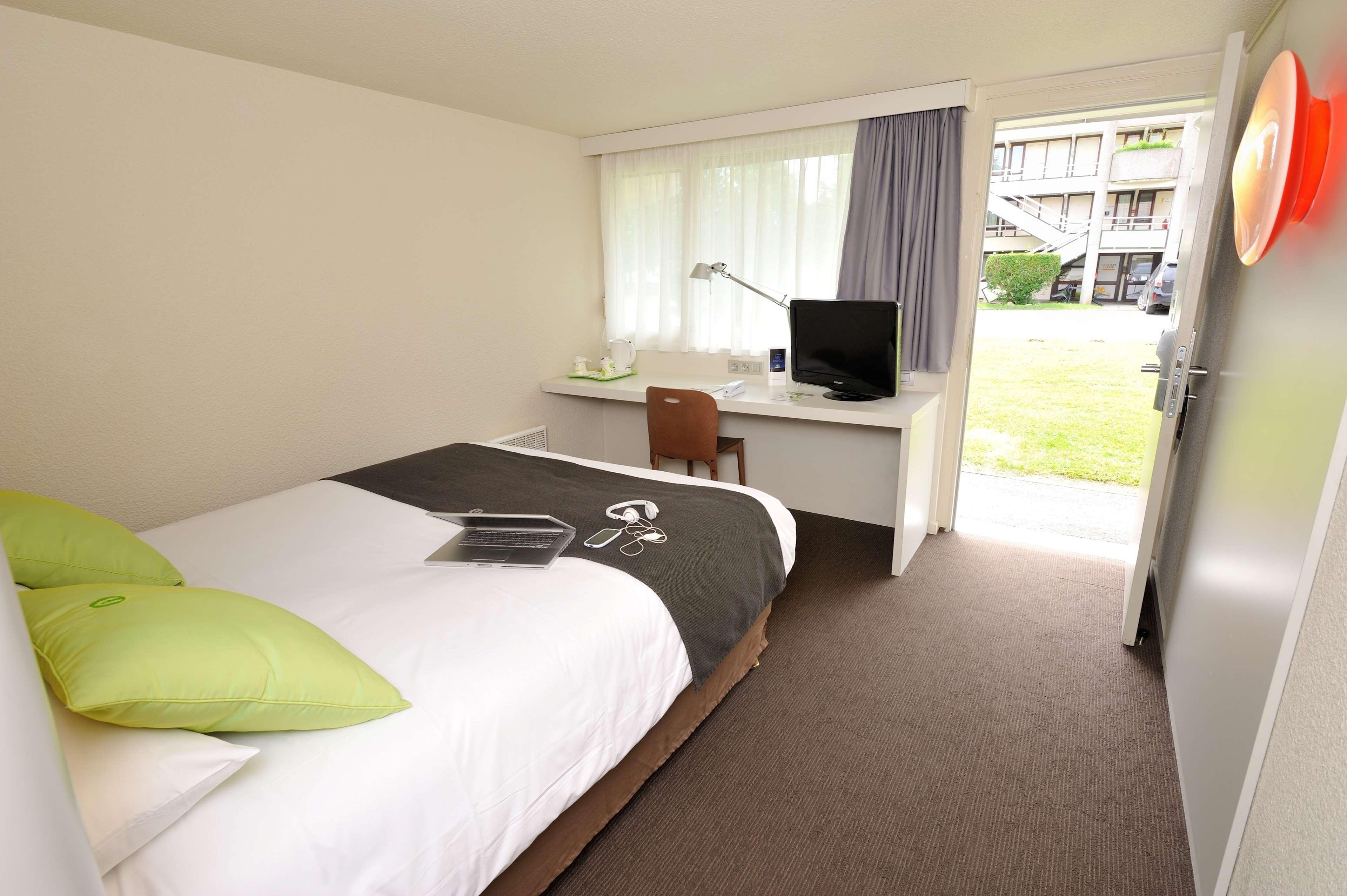 Campanile Bourg-En-Bresse ~ Viriat Hotel Exterior photo