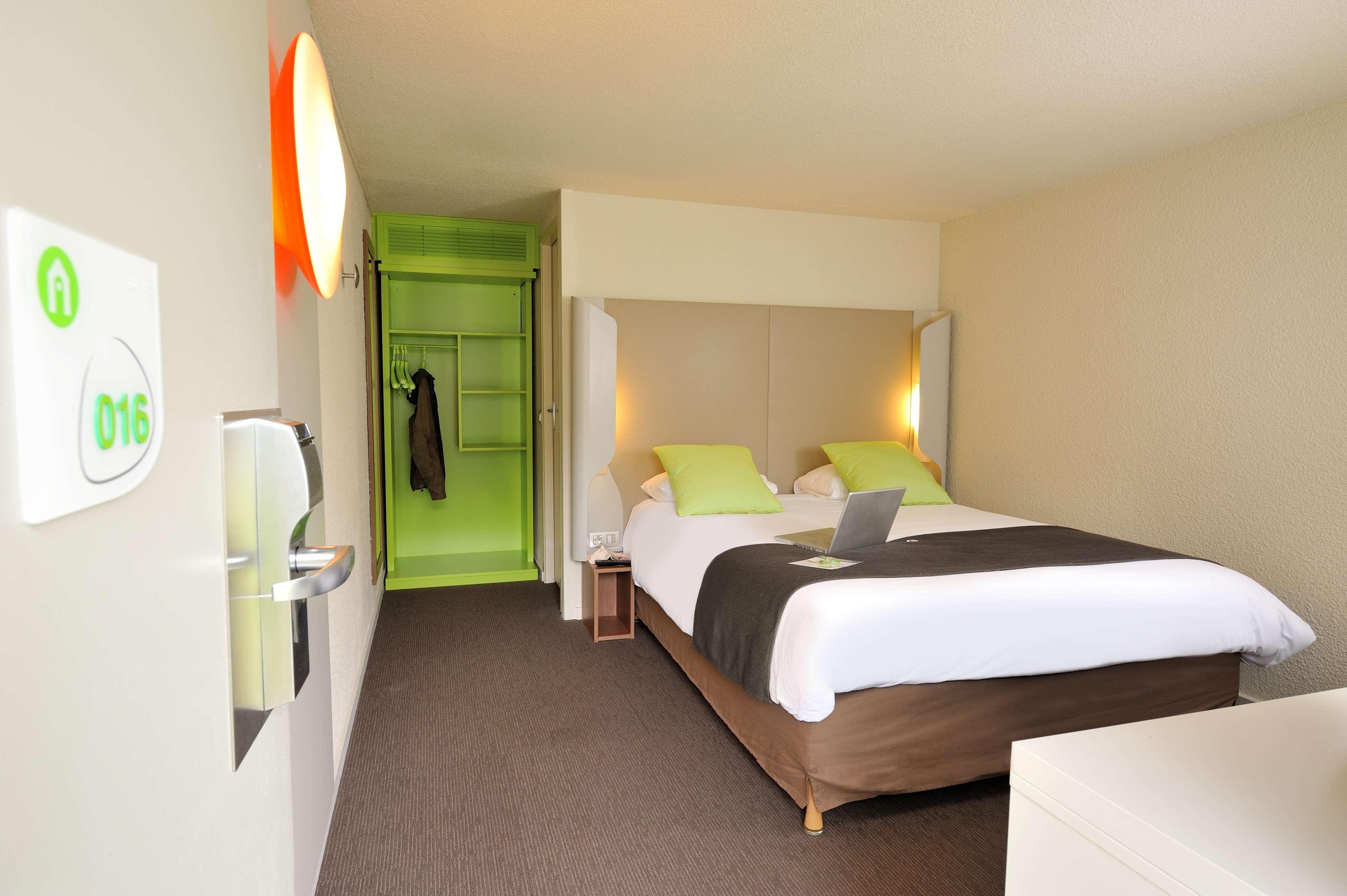 Campanile Bourg-En-Bresse ~ Viriat Hotel Exterior photo