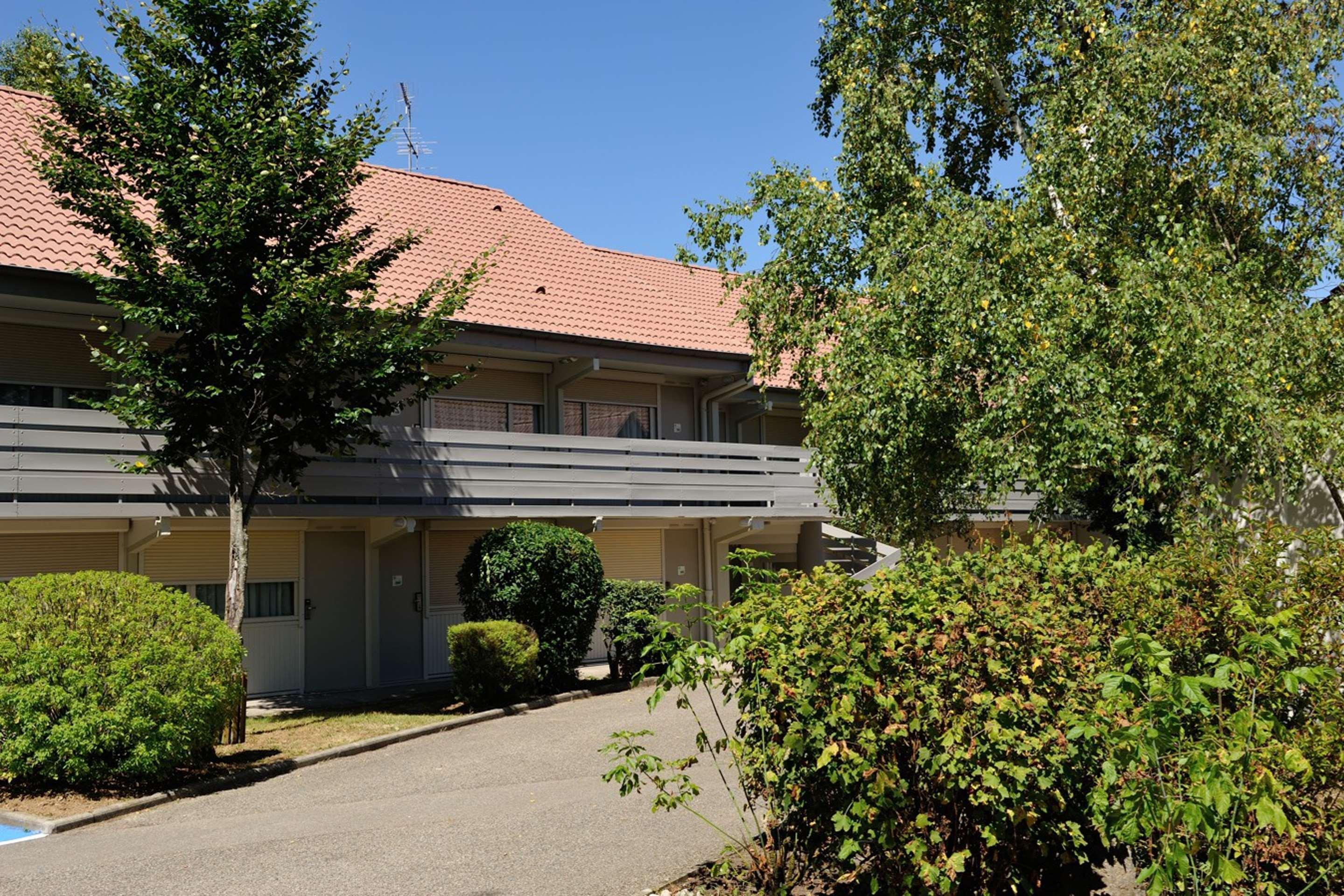 Campanile Bourg-En-Bresse ~ Viriat Hotel Exterior photo
