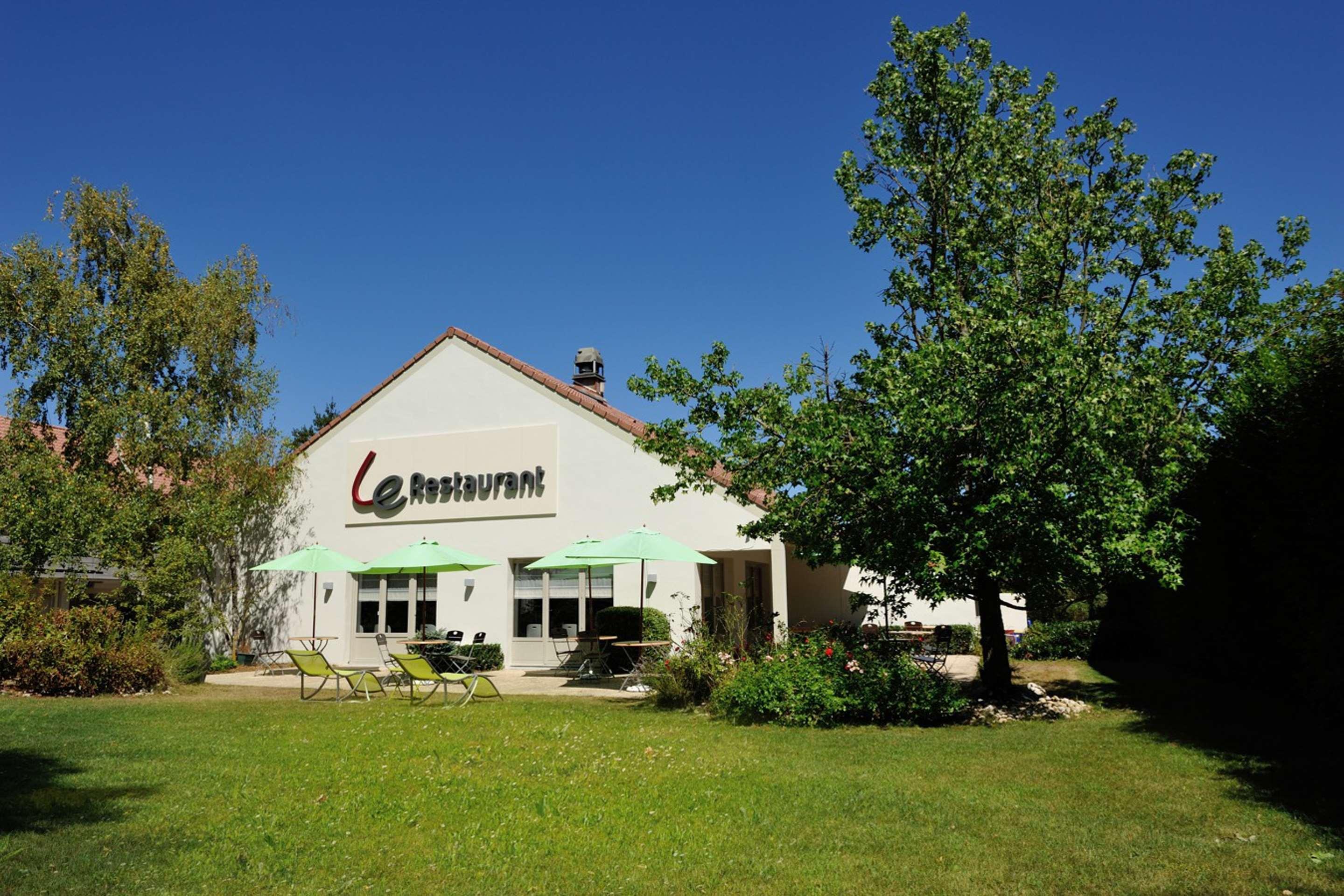Campanile Bourg-En-Bresse ~ Viriat Hotel Exterior photo